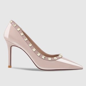 Primavera ed estate le nuove <span class=keywords><strong>scarpe</strong></span> <span class=keywords><strong>con</strong></span> <span class=keywords><strong>tacco</strong></span> a spillo da donna in vernice nera a spillo sono versatili - Product Image 3