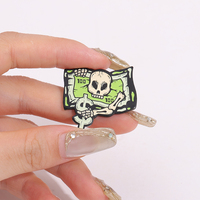 Broches en émail plaqué en forme de dollar de dessin animé, broches créatives en forme d'aile de billet de banque USD, badges pour vêtements, sac à dos, revers, chapeau, accessoires, cadeau