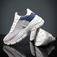 Vente en gros de chaussures de plateforme personnalisées, baskets de tennis décontractées, respirantes, légères, en maille, avec amorti, rehaussantes, pour la marche