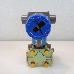 Transmetteurs de jauge à double tête SmartLine STG700 STG730 à prix d'usine abordable, installés dans des environnements dangereux - Product Image 4