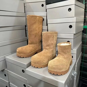 Nouvelles bottes de neige 2026 pour femme, en daim marron, design de créateur, personnalisables, style mode à bout large, longues/courtes - Product Image 1