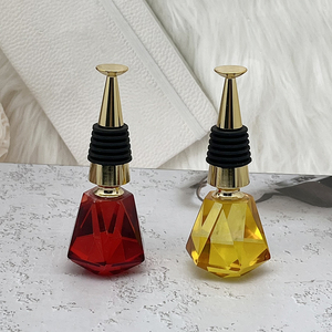 <span class=keywords><strong>Bouchon</strong></span> de bouteille de <span class=keywords><strong>champagne</strong></span> en cristal coloré <span class=keywords><strong>personnalisé</strong></span> en forme de diamant souvenir de <span class=keywords><strong>mariage</strong></span> en métal - Product Image 3