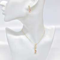 Ensembles de bijoux en cuivre plaqué or 18 carats avec pendentif feuille en zircone bleu ciel et boucles d'oreilles pendantes, vente en gros