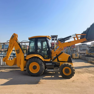 Chargeuse-pelleteuse JCB 3CX 4CX d'occasion à prix avantageux, en bon état, moteur d'origine, haute qualité et efficacité, modèle 2023 - Product Image 4