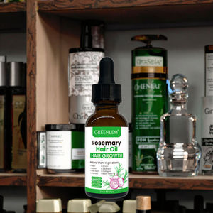 Huile de romarin et de graines noires bio anti-chute enrichie en vitamine E et aloe vera : nourrit le cuir chevelu, réduit la chute des cheveux, favorise la croissance capillaire - Product Image 2