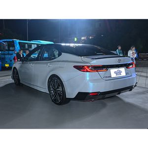 Toyota Camry hybride 2026 2.0HGVP édition luxe, transmission automatique, taille des pneus R17, berline quatre portes cinq places en cuir - Product Image 5