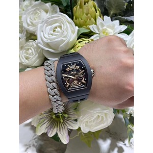 Nuevo y Moderno Reloj Mecánico Automático Tourbillon de Cerámica Negra de Alta Calidad 47 Black Knight para Hombre - Product Image 3