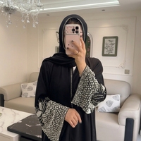 Abaya élégante en polyester respirant pour femmes, robe musulmane modeste brodée de strass de Dubaï, été, printemps, automne, motif floral