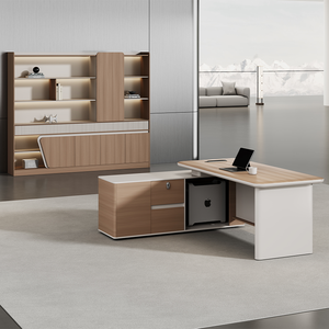 Bureau de direction incurvé haut de gamme en PVC - Lumière ambiante à commande vocale, bureau de bureau laqué pour patron/directeur - Product Image 2