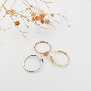 Anneaux de mariage assortis pour couples en acier inoxydable doré pour hommes et femmes #   Bague en or personnalisée, <span class=keywords><strong>disque</strong></span> simple, bagues simples - Product Image 6