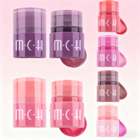 Gloss à lèvres en gel twist-up imperméable avec des reflets naturels et des paillettes, formule hydratante longue durée, vegan - Rouge à lèvres en marque privée
