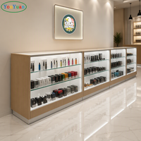 Meuble de rangement moderne en bois éclairé par LED pour cigarettes, vitrine en verre trempé pour magasin de tabac et comptoir de présentation pour centre commercial et boutique