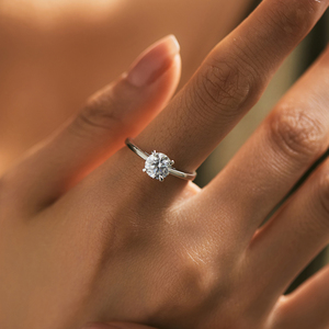 <b>925</b> Sterling <b>Silver</b> Romantic Wedding Engagement Band Jewelry 1CT D Color Round High Quality Moissanite <b>Ring</b> for Women - Product Image 2