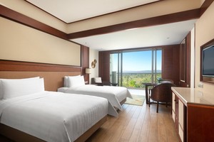 Juego de Muebles de Dormitorio de <span class=keywords><strong>Hotel</strong></span> de Lujo <span class=keywords><strong>Tropical</strong></span> Moderno SHIYI |   <span class=keywords><strong>Suite</strong></span> de Habitación de <span class=keywords><strong>Hotel</strong></span> Personalizada con Detalles en Madera Sólida y Tejidos - Product Image 4