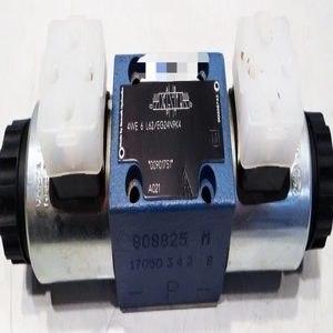 4WE 6 L62/EG24N9K4 901751 Válvula de control direccional 24VDC 1.25A Nuevo Original Listo Stock Automatización industrial PAC PLC dedicado - Product Image 1