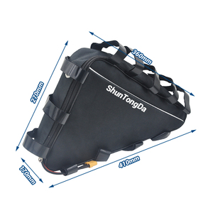 Baterías de <span class=keywords><strong>Bicicleta</strong></span> Eléctrica de Alta Capacidad Personalizadas de 36V 48V 52V 20Ah 25Ah 30Ah 2000W, Paquete de Baterías Triangulares para <span class=keywords><strong>Bicicleta</strong></span> - Product Image 4