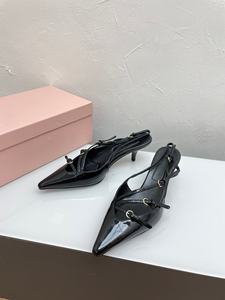 Nuevos zapatos de fiesta de diseñador, lujosos, de cuero, para mujer, bonitos y cómodos, con punta en pico y suela plana, ideales para uso casual al aire libre. - Product Image 2