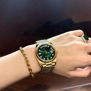 Montre de plongée de luxe personnalisée avec logo, 37 mm, cadran en cristal saphir, mouvement automatique mécanique 3235, résistance à l'eau 50 bars - Product Image 2