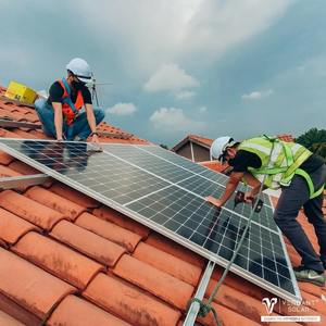 Fournisseurs <span class=keywords><strong>de</strong></span> panneaux solaires à usage domestique économes en énergie rentables pour une installation domestique qui suit le mouvement du <span class=keywords><strong>soleil</strong></span> - Product Image 1