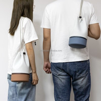 CHINFAI Sac organisateur en silicone résistant à l'eau à la mode à deux poches avec sangle réglable