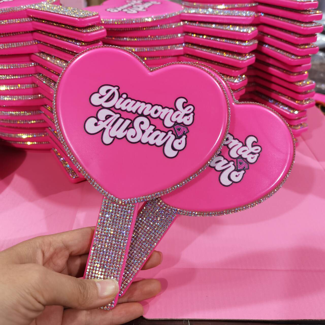 hot pink heart with diamond