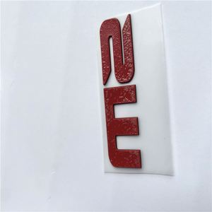 Étiquettes en silicone 3D personnalisables, durables, en plastisol, lavables, imperméables, impression par transfert thermique PET pour grandes surfaces - Product Image 2