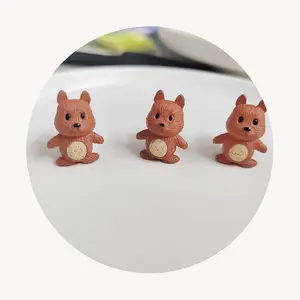 New Lovely 100Pcs Miniature Cartoon 3D Squirrel Animals Figurines Statue For Fairy Garden Landscape Cake Toppers Craft Decors