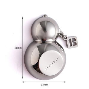 น้ำหอมปรับอากาศในรถยนต์แบบมินิ กลิ่นหอมตามสั่ง ขายส่ง ที่หนีบช่องแอร์ - Product Image 2