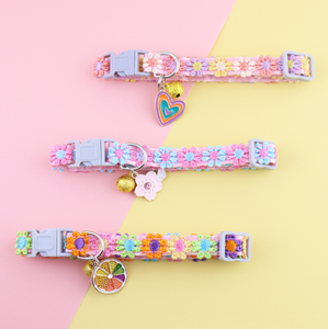 <span class=keywords><strong>Collar</strong></span> Premium para Mascotas con Encaje Colorido, Colgante de Flor y Campana, Ligero y Suave para Perros y Gatos - Product Image 1