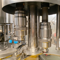 Machine de remplissage à chaud pour bouteilles PET de thé et de boissons 2000BPH, monobloc 3 en 1, remplisseur RCGF pour ligne de production de jus, de thé et de boissons