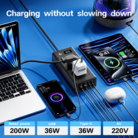 Inverter Daya Mobil Gelombang Sinus Termodifikasi DC12V ke AC110V untuk Penggunaan Kendaraan Luar Ruangan dengan 2 PD & 2 QC USB & Soket Ganda