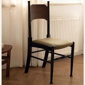 Chaise de salle à manger en bois massif de style français avec dossier, couleur noyer noir, chaise design pour la maison, chaise de restaurant - Product Image 3