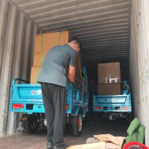 Vélo cargo électrique à 3 roues fabriqué en Chine avec 4 portes, type de carrosserie ouverte, 60v, tuk-tuk électrique <span class=keywords><strong>pour</strong></span> les familles - Product Image 2