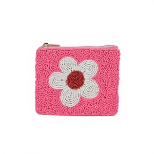 Pochette à monnaie rose perlée avec broderie florale blanche, forme carrée, accessoire de mode, perles de verre - Product Image 1