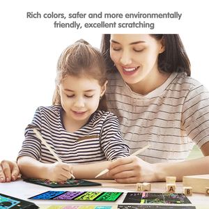 Kit d'art à gratter magique - Ensemble de jouets à dessiner pour enfants de 3 à 12 ans, thème fantaisie et science-fiction, cadeau unisexe - Product Image 3