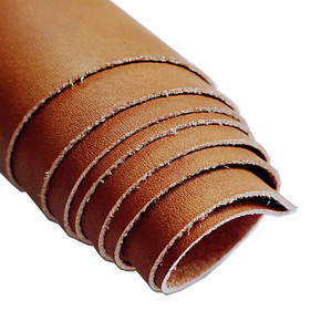 Telas de microfibra de cuero sintético PU ecológicas para zapatos de color sólido, material de cuero ecológico con certificación GRS - Product Image 1