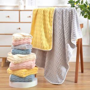 Juego de Toallas de Baño de Felpa Coral, 75x35 140x70, Secado Rápido, Color Sólido, para Uso Doméstico - Product Image 1