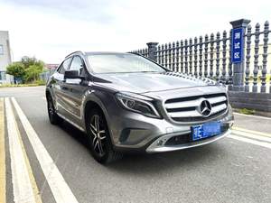 เมอร์เซเดส-เบนซ์ GLA <span class=keywords><strong>220</strong></span> <span class=keywords><strong>4MATIC</strong></span> 2.0T แฟชั่น ออโตเมติก พวงมาลัยซ้าย 5 ที่นั่ง ขับเคลื่อนสี่ล้อ พรีเมียม รถ SUV ขนาดกะทัดรัด มือสอง ปี 2015 - Product Image 2