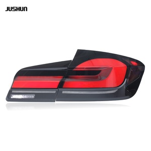 Feux arrière Jushun pour BMW Série 5 F10 2011-2017 LED avec feux de jour et clignotants - Product Image 1