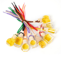 Vente en gros de flacons diffuseurs de parfum pour voiture en verre transparent de 10 ml avec crochet métallique, emballage OEM