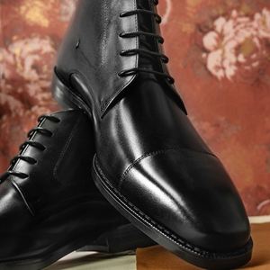 Trendy Men's Chelsea for <b>Ankle</b> Boots Winter Waterproof Leather Shoes for Casual Wear - Product Image 3