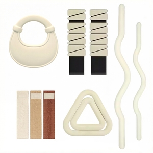 <span class=keywords><strong>Kit</strong></span> d'accessoires de Pilates avec logo personnalisé : Anneau de Pilates, Poids de cheville en silicone, Haltère, Anneau de musculation, <span class=keywords><strong>Kit</strong></span> d'accessoires de barre d'haltères - Product Image 1