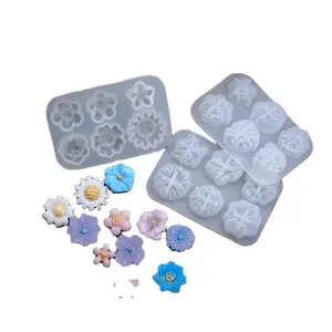 3D Small Daisy Sunflower Crystal Craft Mould For Jewelry Pendants Flower Silicone Resin Molds Earrings Necklace Making