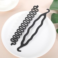 Vente en gros personnalisé 6 pièces/ensemble de tresses mille-pattes français ensemble de peignes en plastique queue de rat outils et accessoires de tressage de cheveux