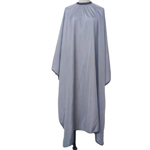 <span class=keywords><strong>Mantella</strong></span> da Parrucchiere Personalizzata <span class=keywords><strong>Nera</strong></span> Impermeabile Comoda ed Elastica per Donne, Realizzata in Poliestere per Uso Professionale - Product Image 1