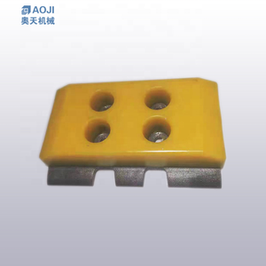 สลักและน็อตรองเท้าตีนตะขาบสำหรับเครื่องกัดถนน W2000 วิร์ตเกน แผ่นรองตีนตะขาบยาง - Product Image 1