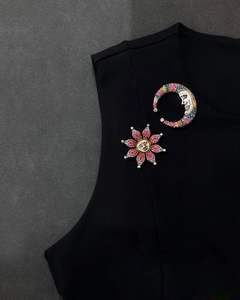 Broche Vintage con Diseño de <span class=keywords><strong>Sol</strong></span> y Luna de <span class=keywords><strong>Circo</strong></span>, Pin Retro de Metal con Pedrería para Blazer, Abrigo, Traje, Accesorio de Moda - Product Image 6