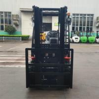 Chariot élévateur diesel de bonne qualité 2.5 tonnes avec pneu pneumatique 3m hauteur de levage moteur de marque chinoise prix de gros à vendre