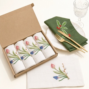 Serviettes en lin blanc brodées avec monogramme, serviettes en coton et lin à ourlet festonné, mouchoirs en tissu, nappes individuelles pour mariage - Product Image 1