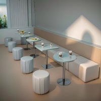 Ensemble table et chaises en bois sans dossier, style nordique/luxe moderne, pour salon de thé et café commercial